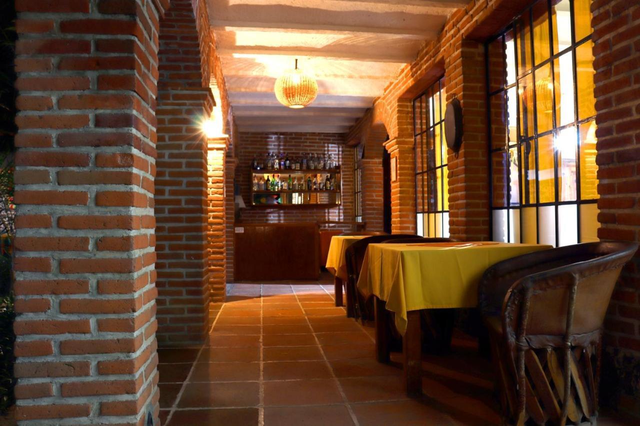 Hotel La Posada Del Valle (Adults Only) Tepoztlán Dış mekan fotoğraf